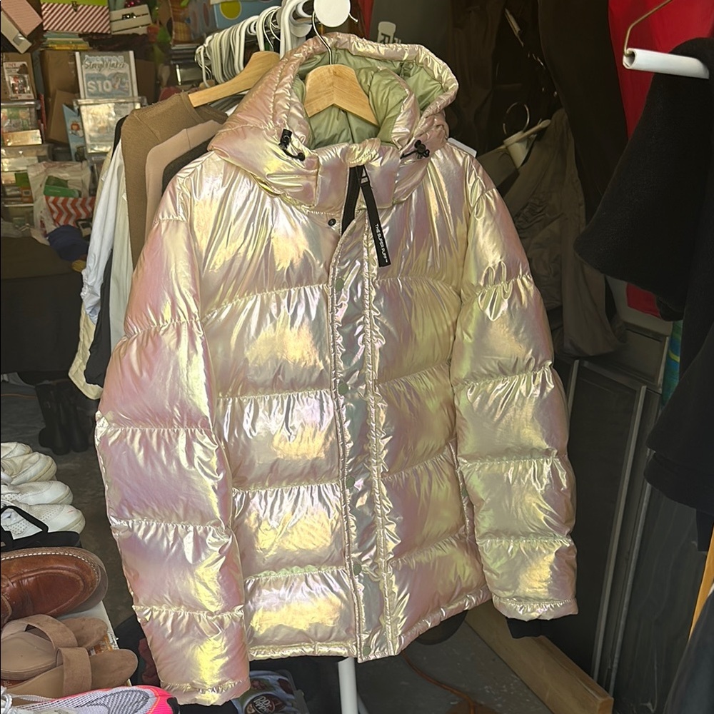Aritzia SuperPuff Iridescent Puffer Jacket